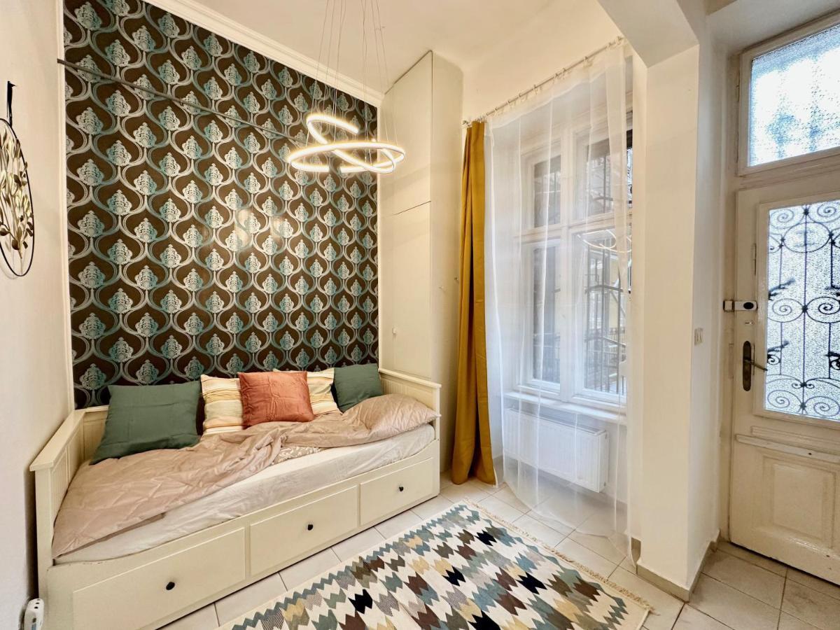 Weinerhouse Design Apartment Budapest Exteriör bild