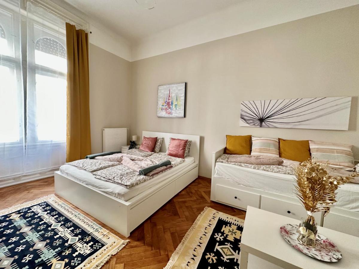 Weinerhouse Design Apartment Budapest Exteriör bild