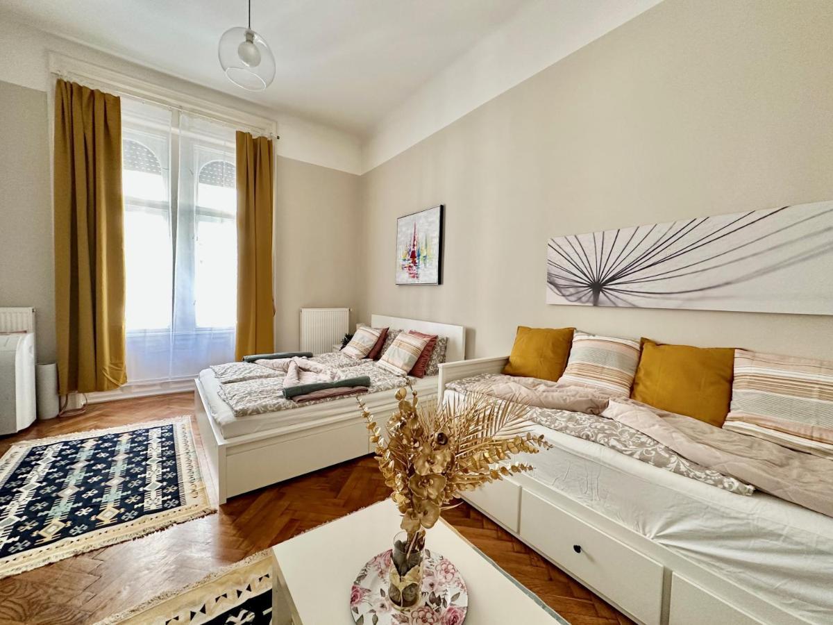 Weinerhouse Design Apartment Budapest Exteriör bild