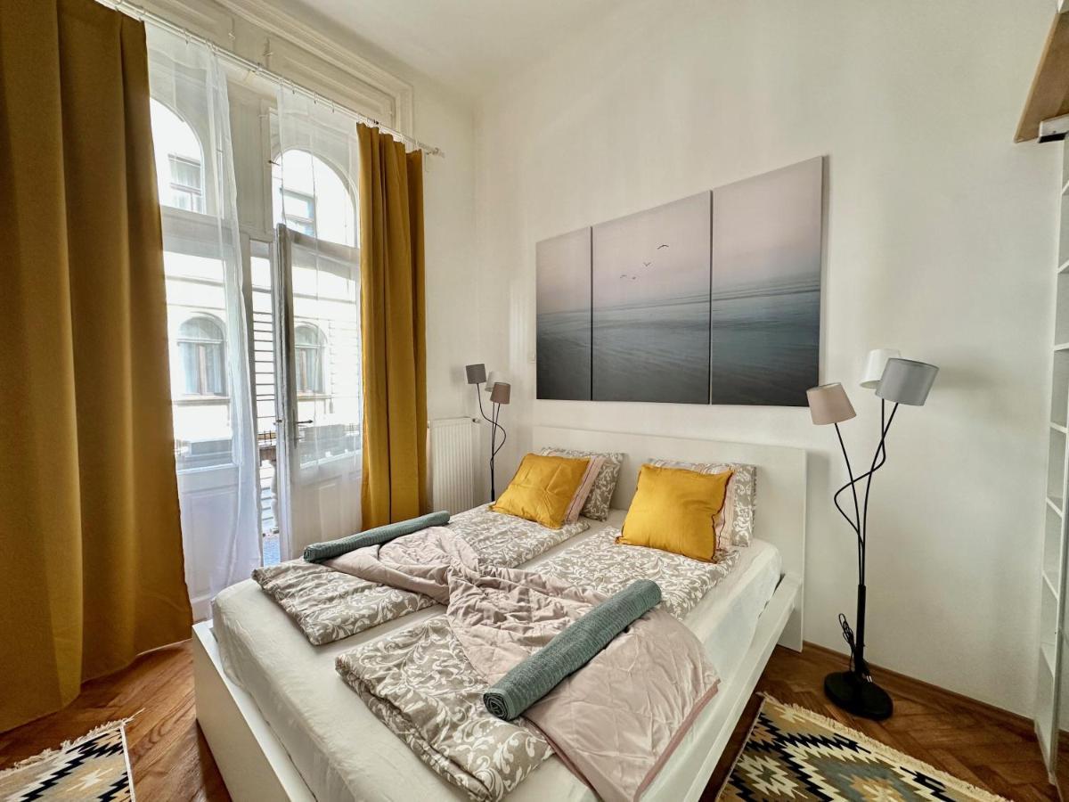 Weinerhouse Design Apartment Budapest Exteriör bild